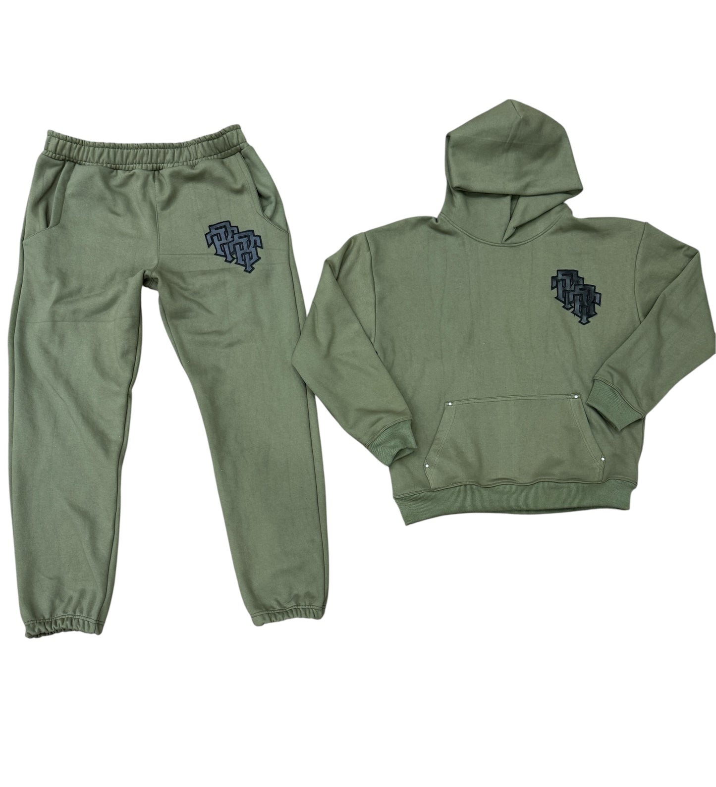 “TB” SWEATSUIT OLIVE GREEN